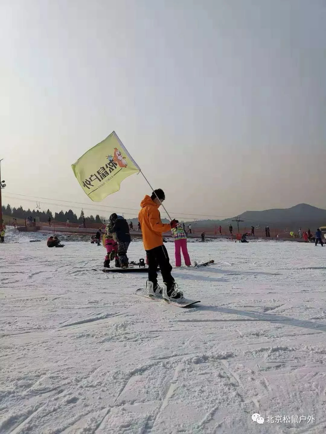 「蓮花山滑雪場」12.21/22號，雪道全開，含纜車+魔毯+車費+門票+保險+雙板初級免費教學