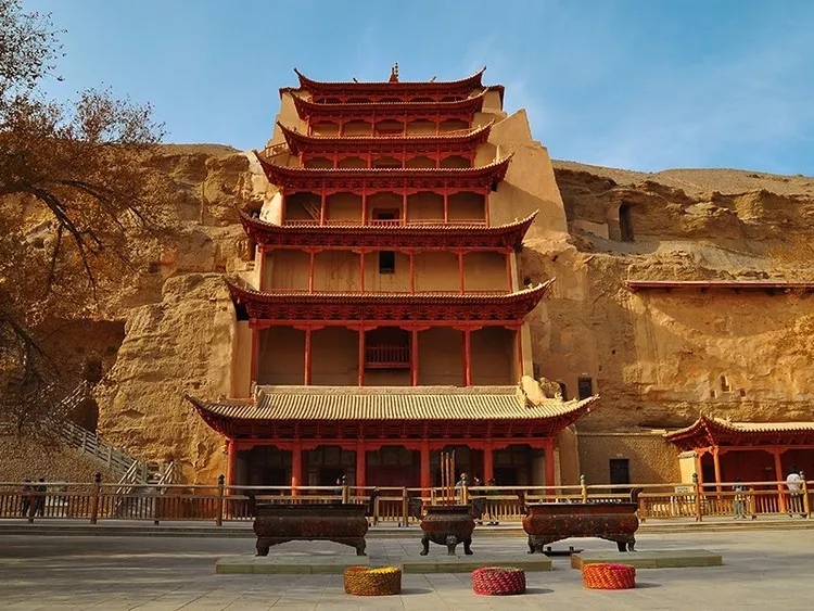 國(guó)慶節(jié)西北環(huán)線(xiàn)七日游,十一假期青甘環(huán)線(xiàn)自由行