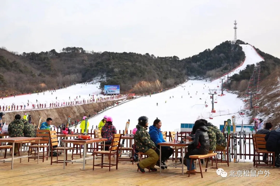 「云佛山滑雪」12.5/6，最后一周特價99元，北京周邊性價比最高的綜合性雪場，雙板免費教